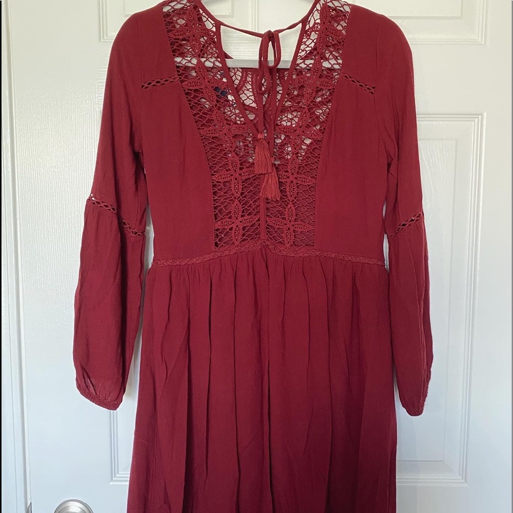 Maroon Lace Knee-Length Dress